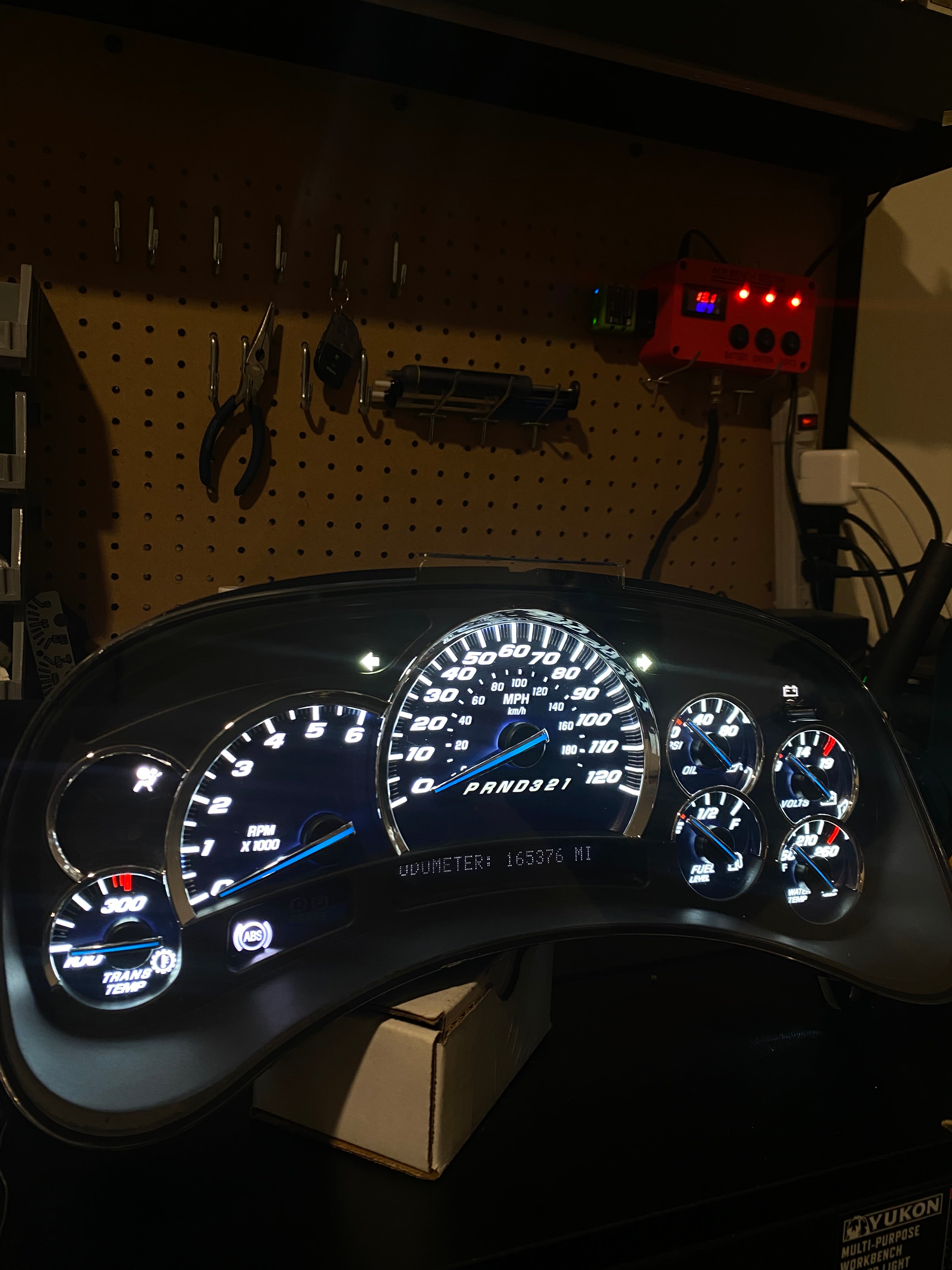 06-07 Blue and White Cluster ‼️