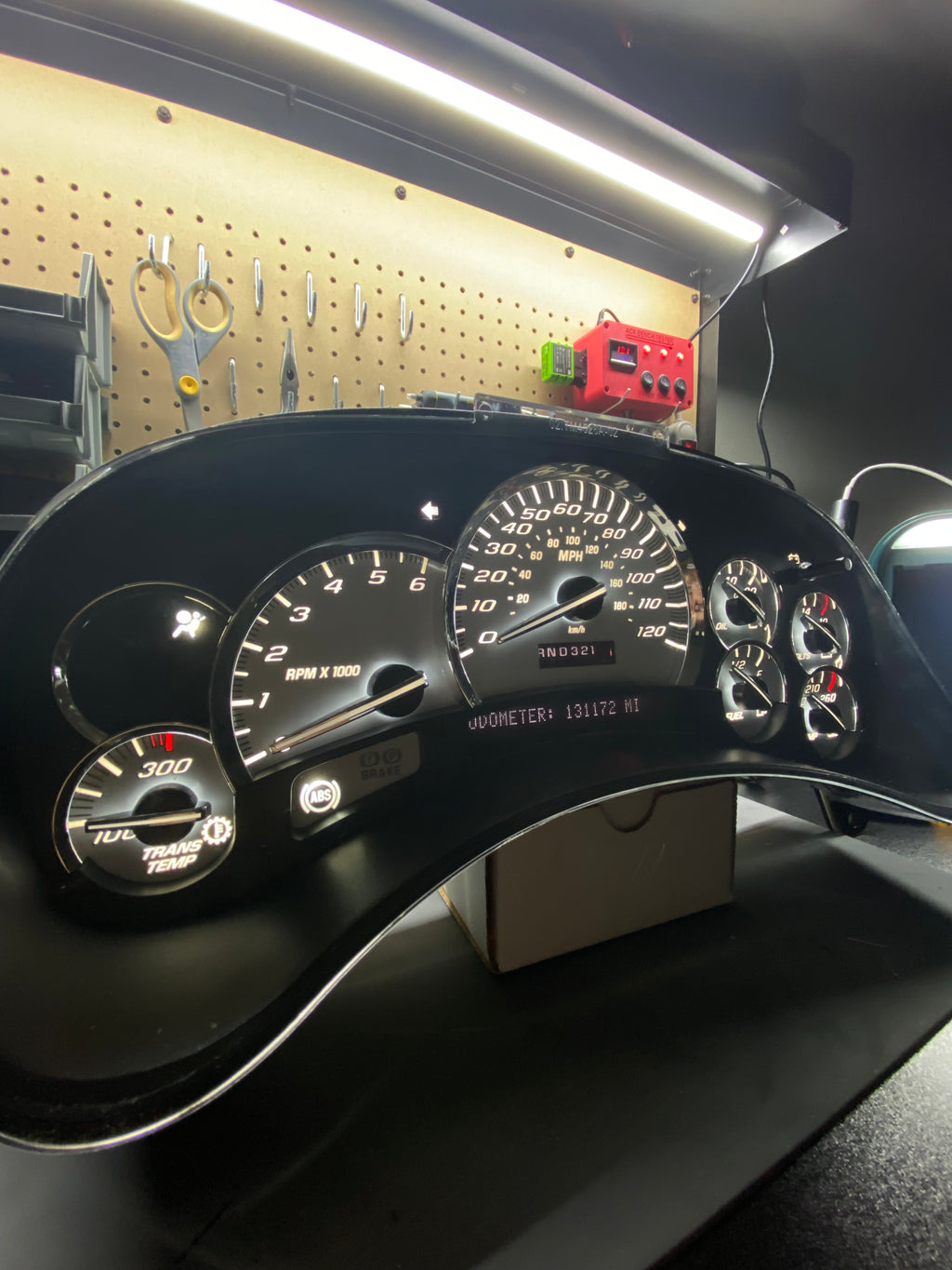 03-05 White SS Cluster🔥