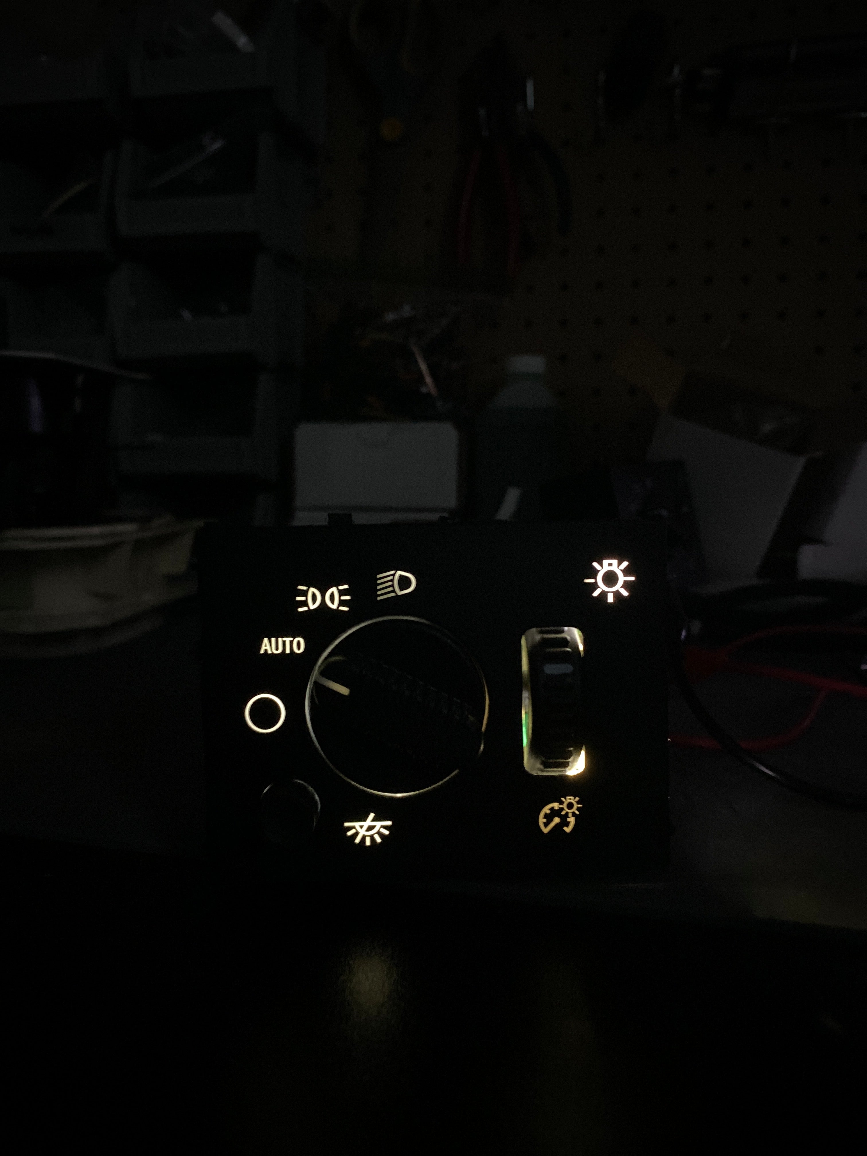 03-05 White headlight Switch🔥