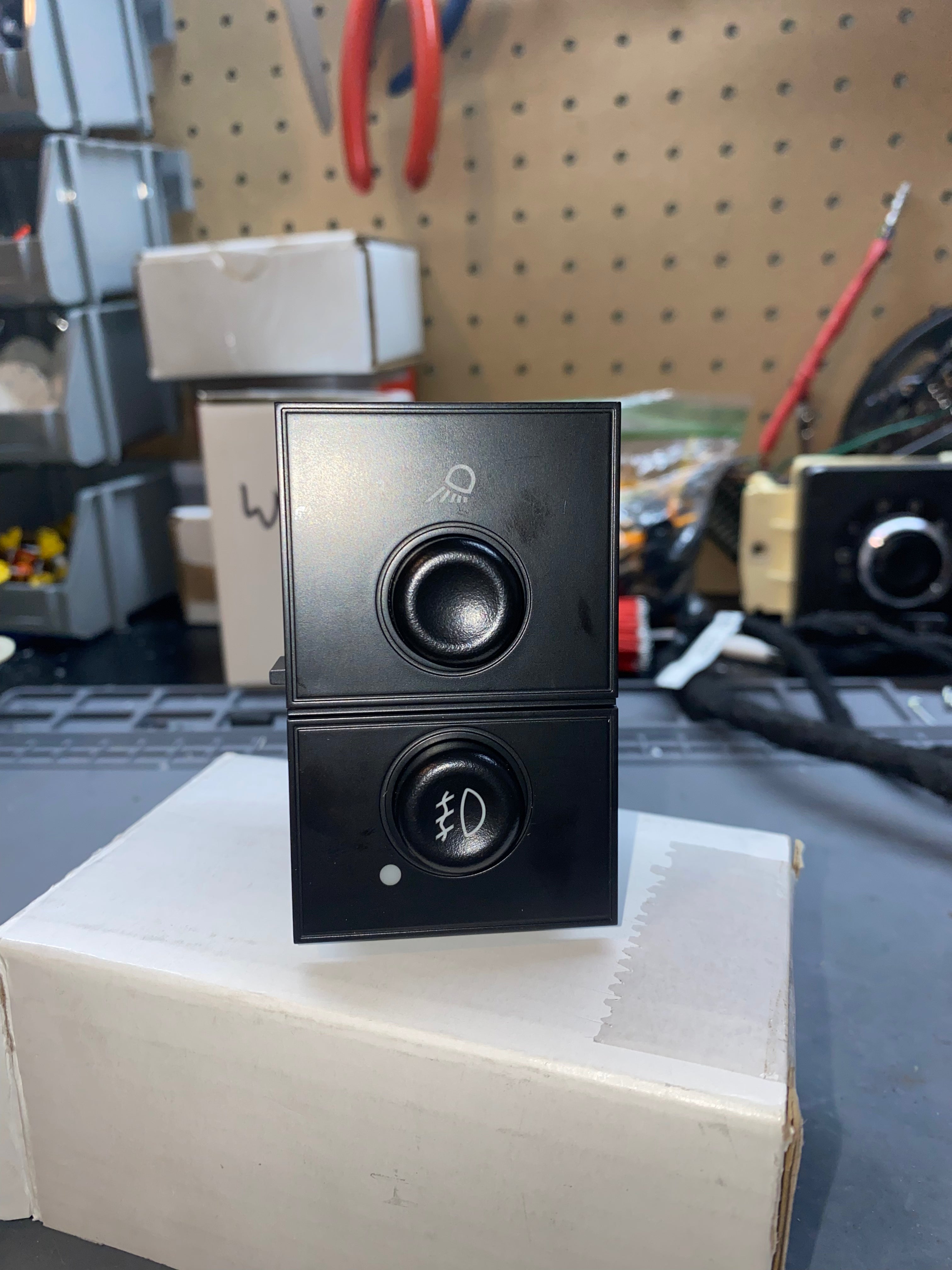 03-05 Fog/Cargo Light 🔥