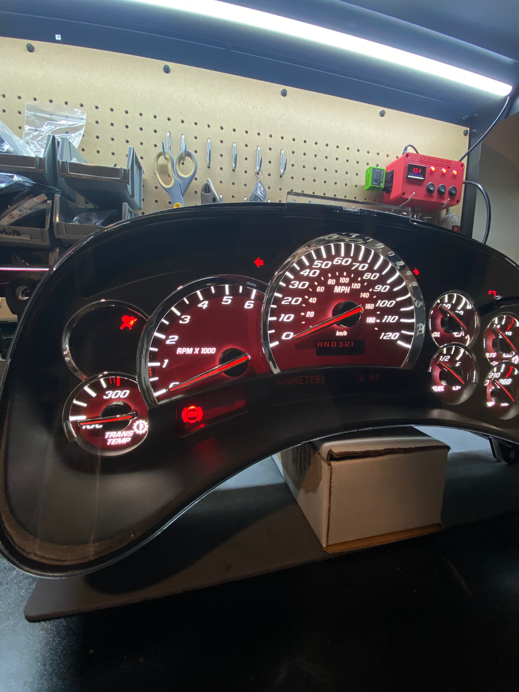 03-05 Chevy/GMC All Red SS Premium Style Cluster 🔥